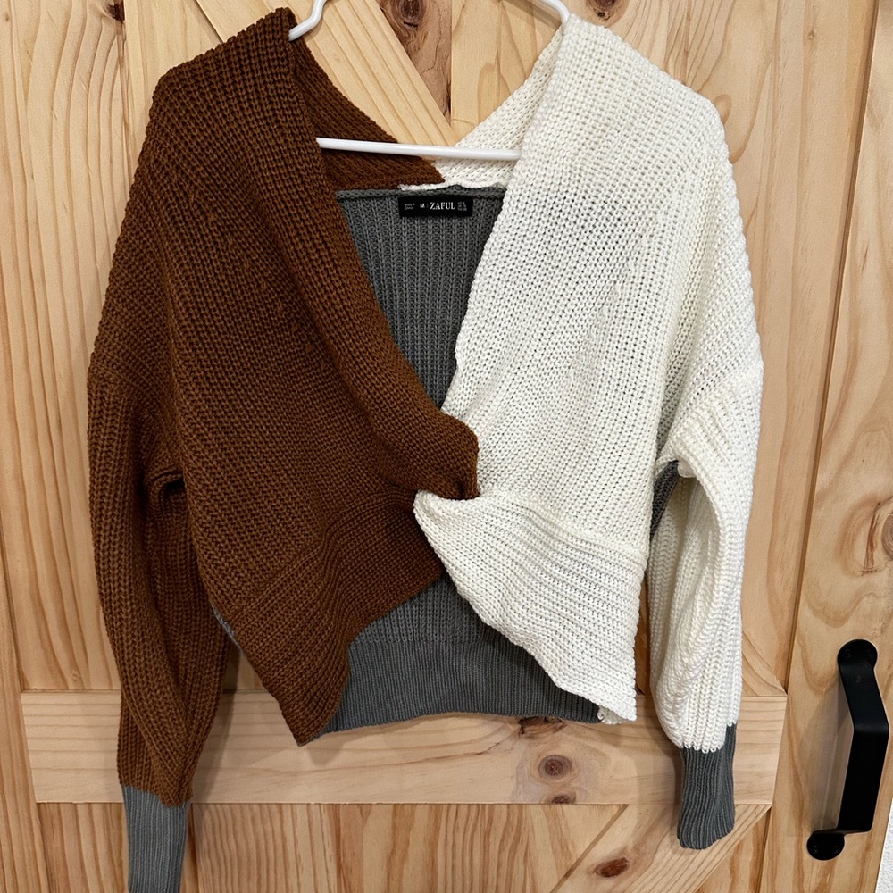 ZAFUL Women's Criss Cross Sweaters Twisted Back Pullover Knitted Cropped Sweater
